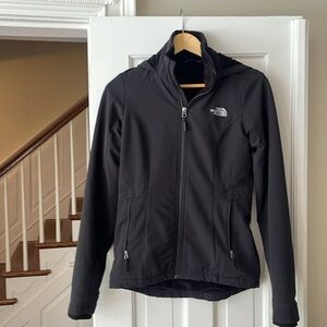 Women’s North Face jacket